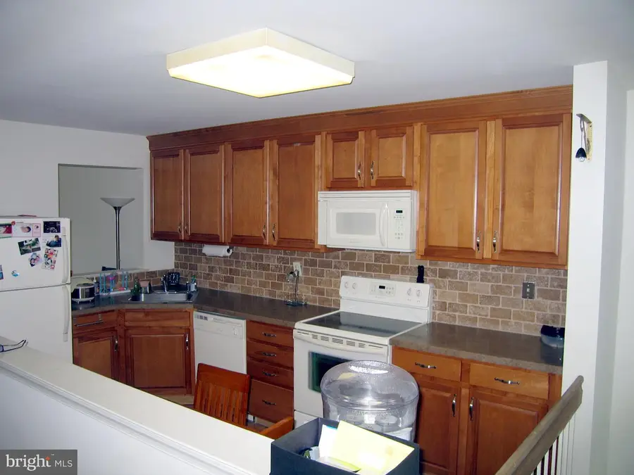 18010 Beacon Hill Dr, Southampton, PA 18966 - #3
