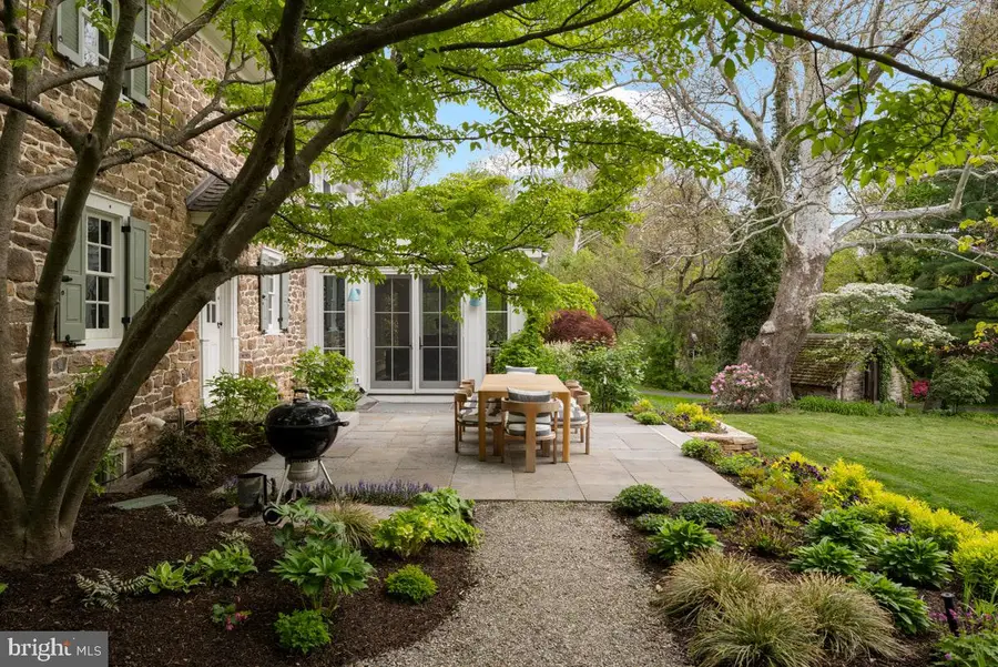 465 E State St, Doylestown, PA 18901 - #3