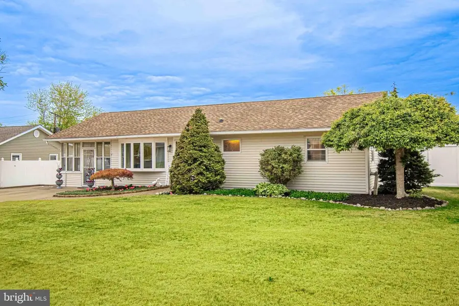 274 Wyandotte Rd, Fairless Hills, PA 19030 - #3