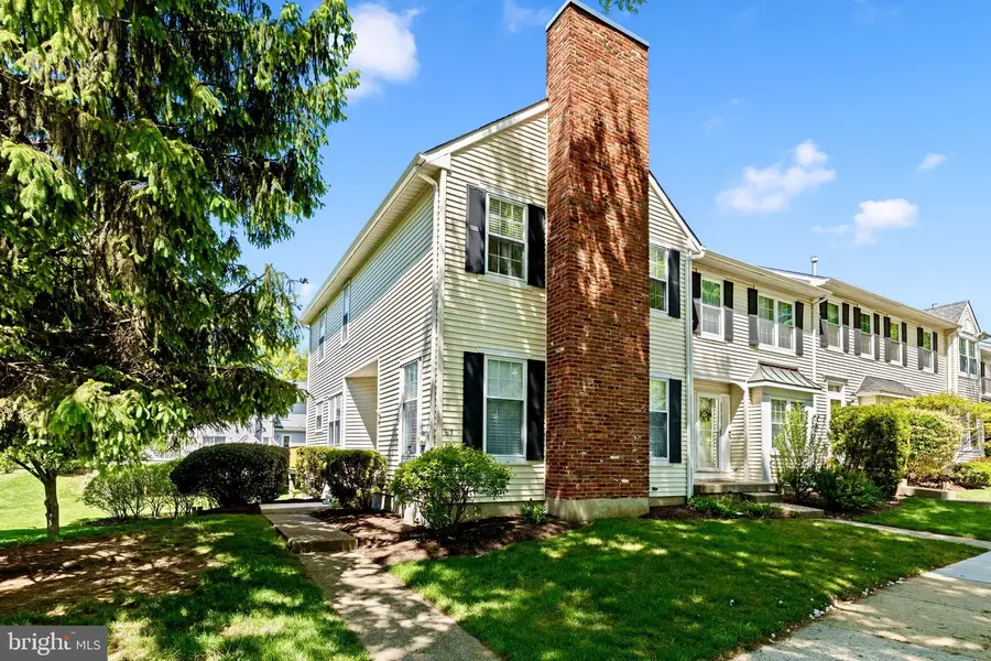63 Liberty Dr, Langhorne, PA 19047 - #3