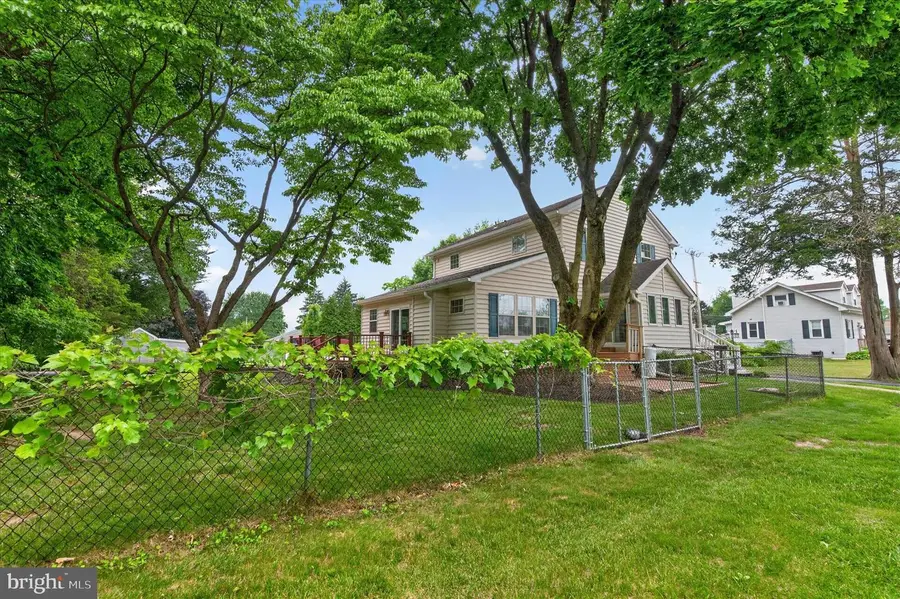 280 Olive St, Warminster, PA 18974 - #2
