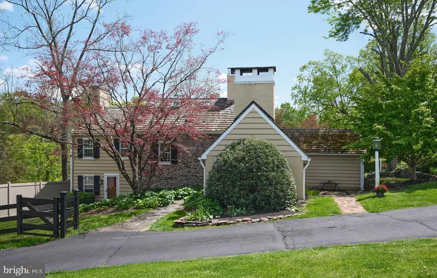 2135 S Sugan Rd, New Hope, PA 18938 - #3