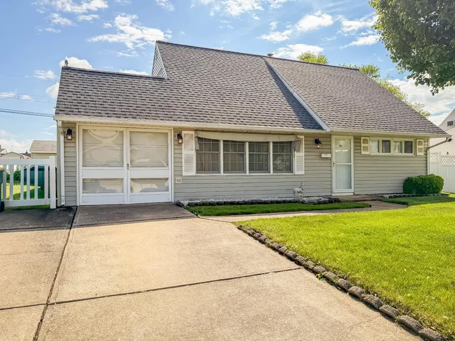 44 Cotton Rd, Levittown, PA 19057 - #2