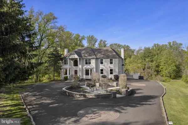 2321 Old Bristol Rd, HOLLAND, PA 18966