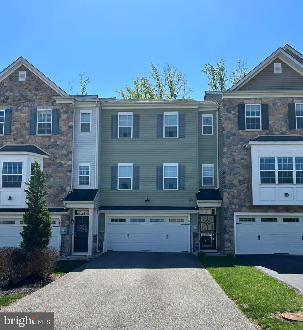 154 Graystone Dr, Feasterville Trevose, PA 19053 - #1