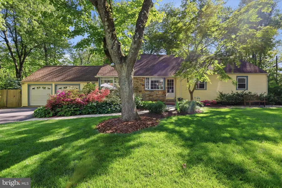 207 W Ferry Rd, Yardley, PA 19067 - #2