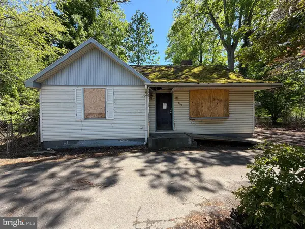 161 Woolston Dr, MORRISVILLE, PA 19067