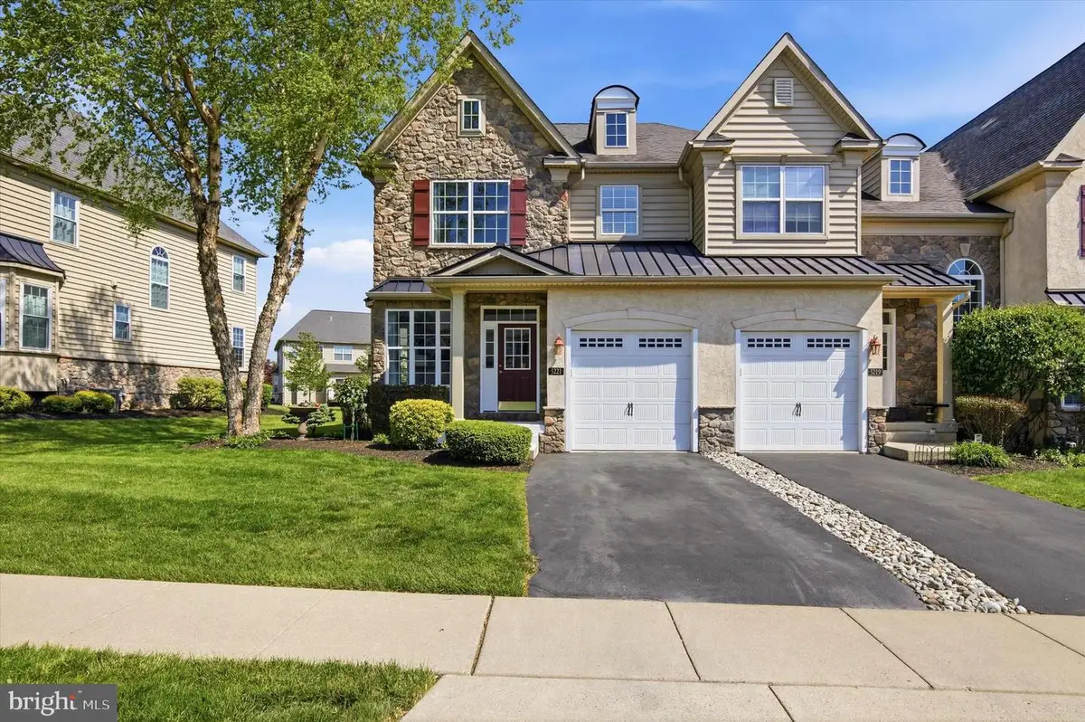 3221 Whisper Ln, Furlong, PA 18925 - #1