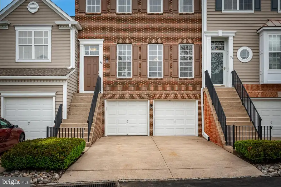 19 Avalon Ct, Doylestown, PA 18901 - #3