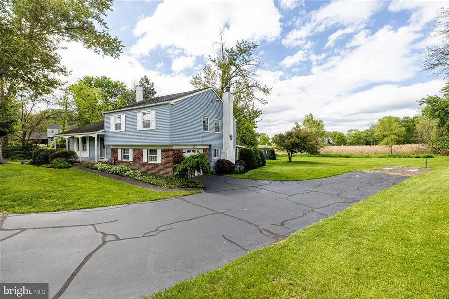 5 Clover Lane, Chalfont, PA 18914 - #3