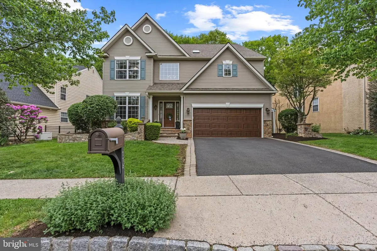 116 Riverwoods Dr, New Hope, PA 18938 - #1