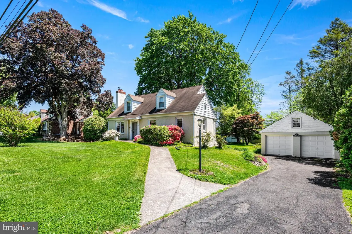 105 Village Dr, Feasterville Trevose, PA 19053 - #1
