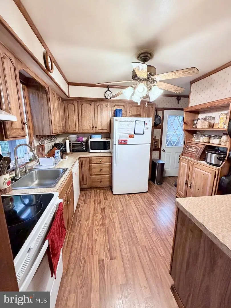 3301 Reading Ave, Feasterville Trevose, PA 19053 - #3