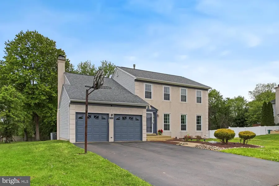 2637 Woodsview Dr, Bensalem, PA 19020 - #3