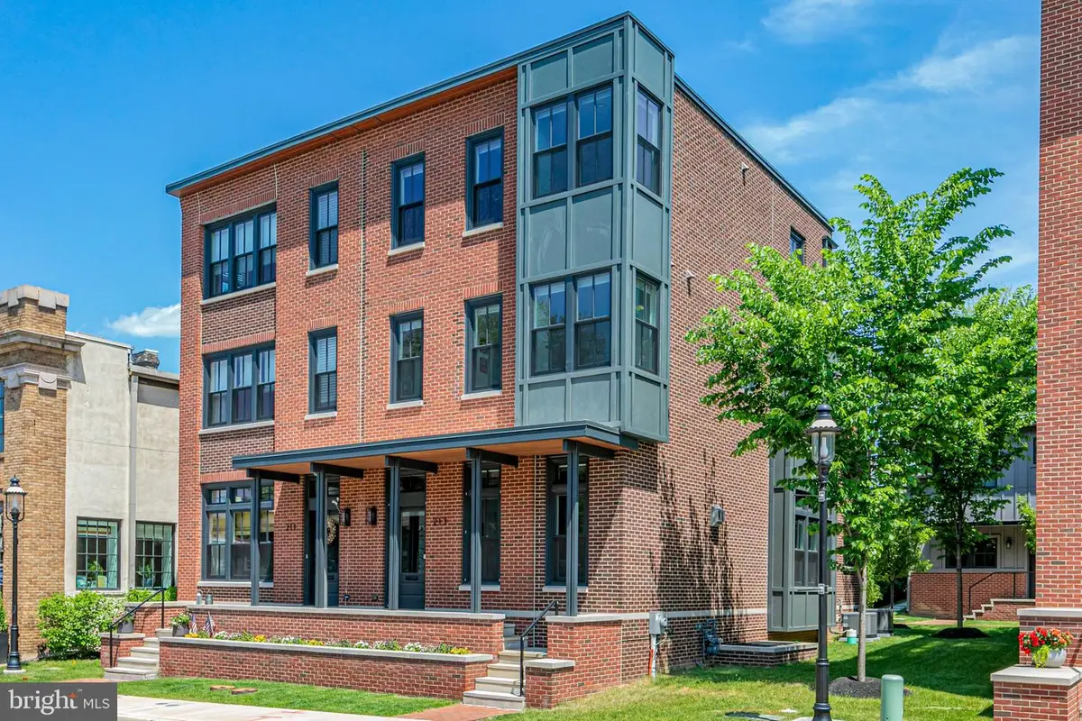 213 S State St, Newtown, PA 18940 - #1