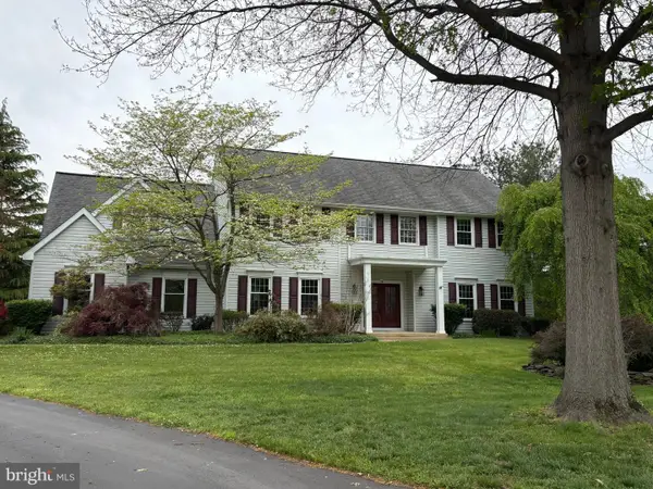 4 Wheatsheaf Ct, NEW HOPE, PA 18938