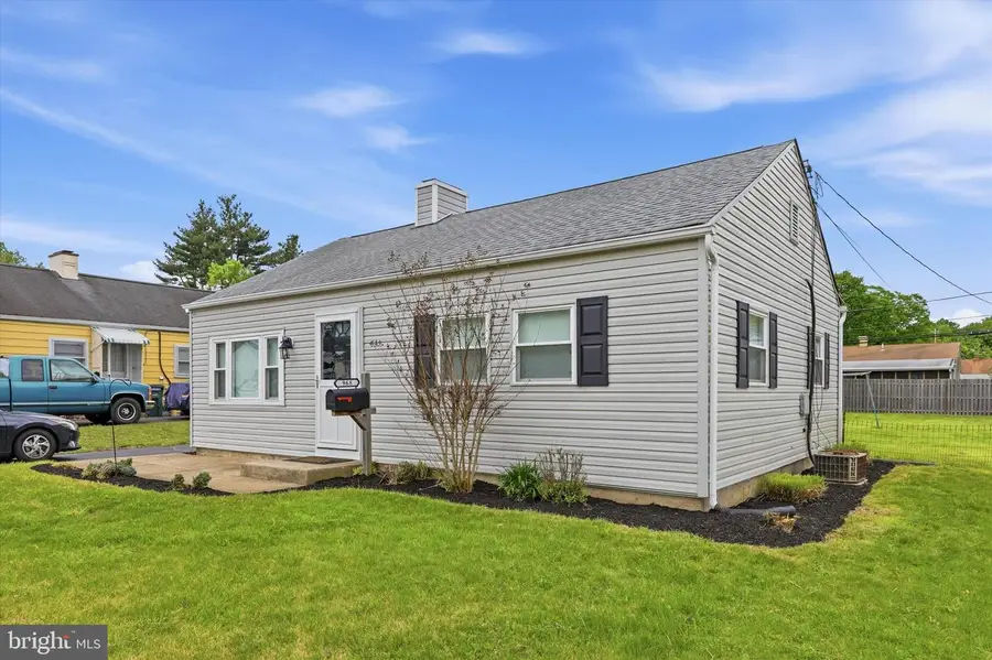 968 Willow St, Southampton, PA 18966 - #3