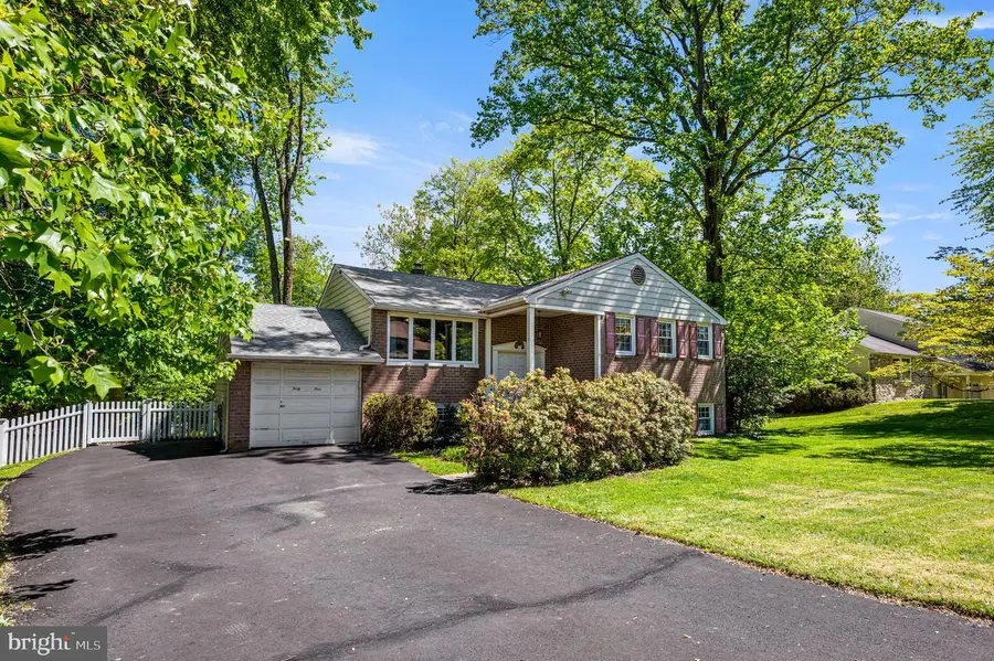 44 Hickory Dr, Churchville, PA 18966 - #2