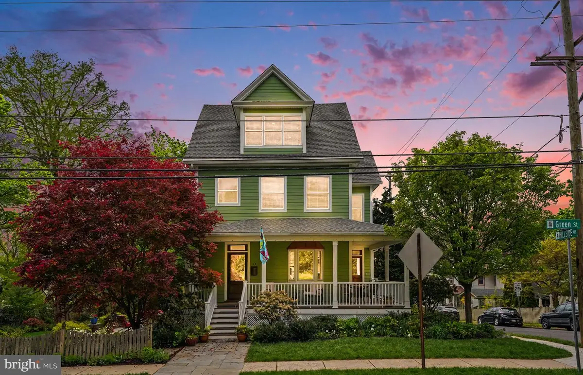 218 Green St, Doylestown, PA 18901 - #1
