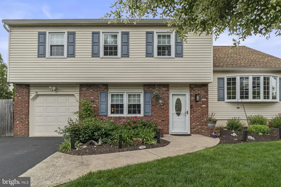 1064 Lincoln, Warrington, PA 18976 - #3