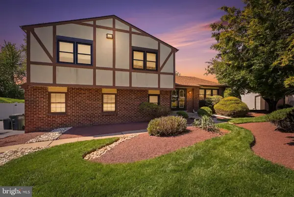 49 Misty Meadow Dr, RICHBORO, PA 18954