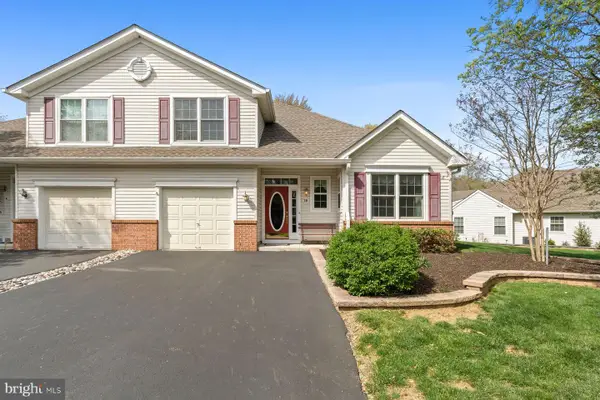 20 Black Eyed Susan Rd, LANGHORNE, PA 19047