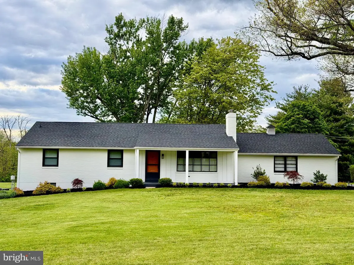 902 Route 113, Sellersville, PA 18960 - #1
