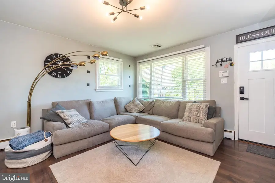 127 Township Rd, Sellersville, PA 18960 - #2