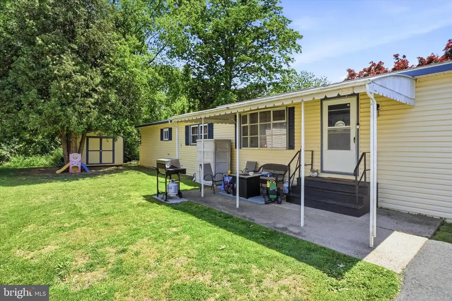 302 Wilson Dr, Fairless Hills, PA 19030 - #2