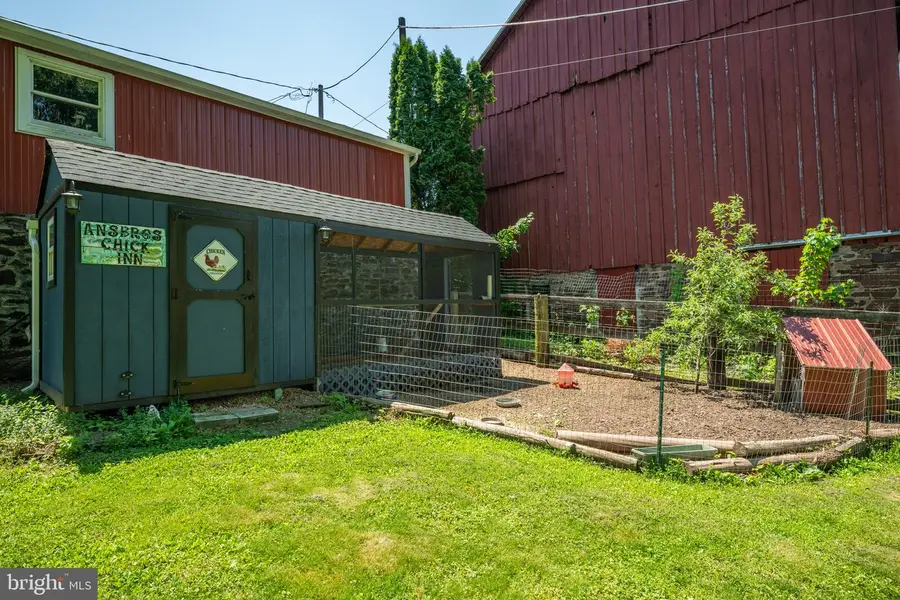 9708 Easton Rd, Kintnersville, PA 18930 - #3