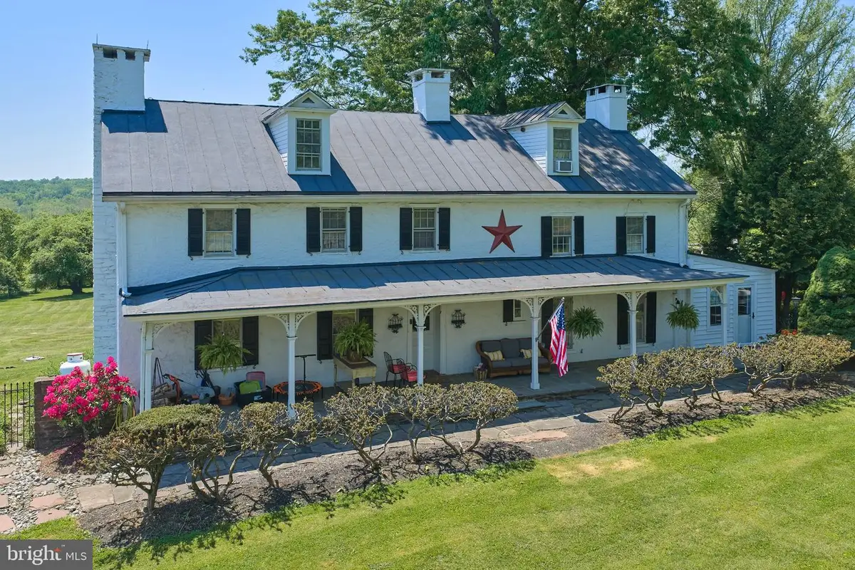 765 Swamp Rd, Newtown, PA 18940 - #1