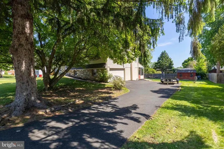 1519 Nevarc Rd, Warminster, PA 18974 - #3