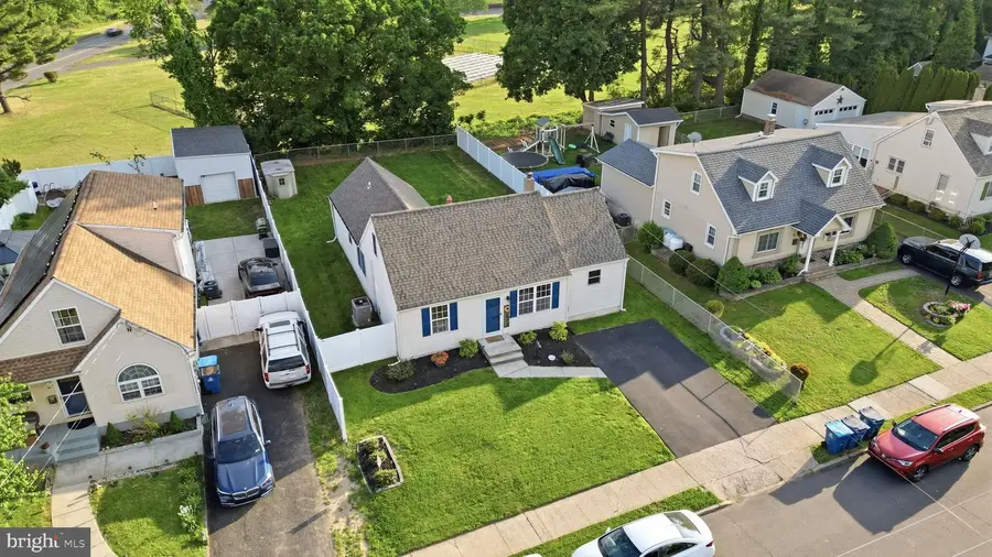 43 Althea Ave, Morrisville, PA 19067 - #2