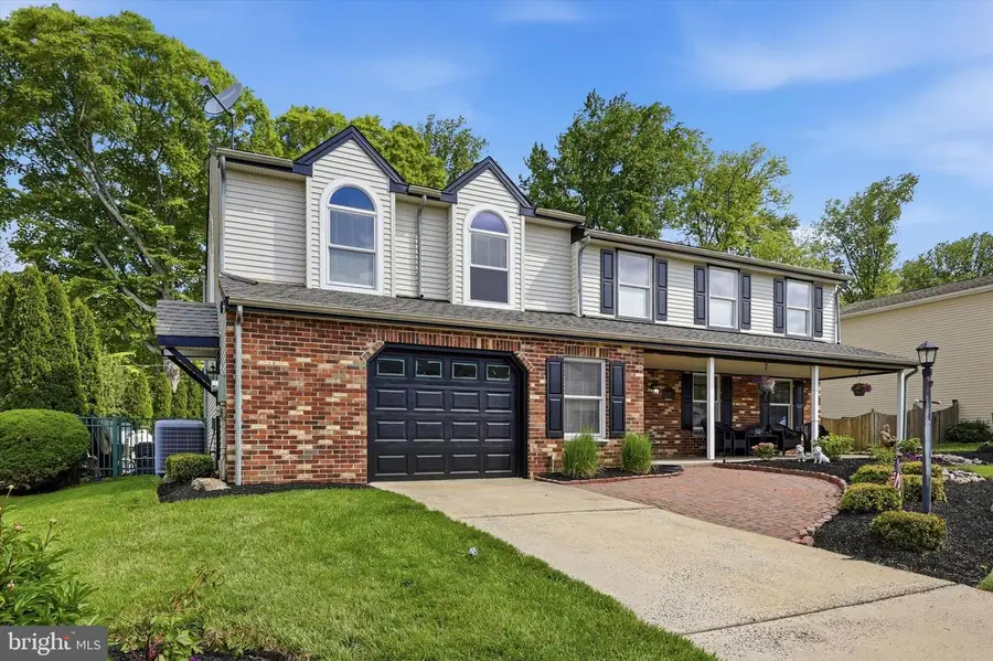 249 Cambridge Dr, Langhorne, PA 19047 - #2