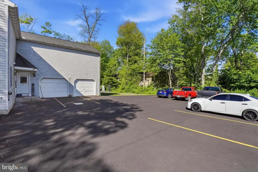 350 Elmhurst Ave, Sellersville, PA 18960 - #3