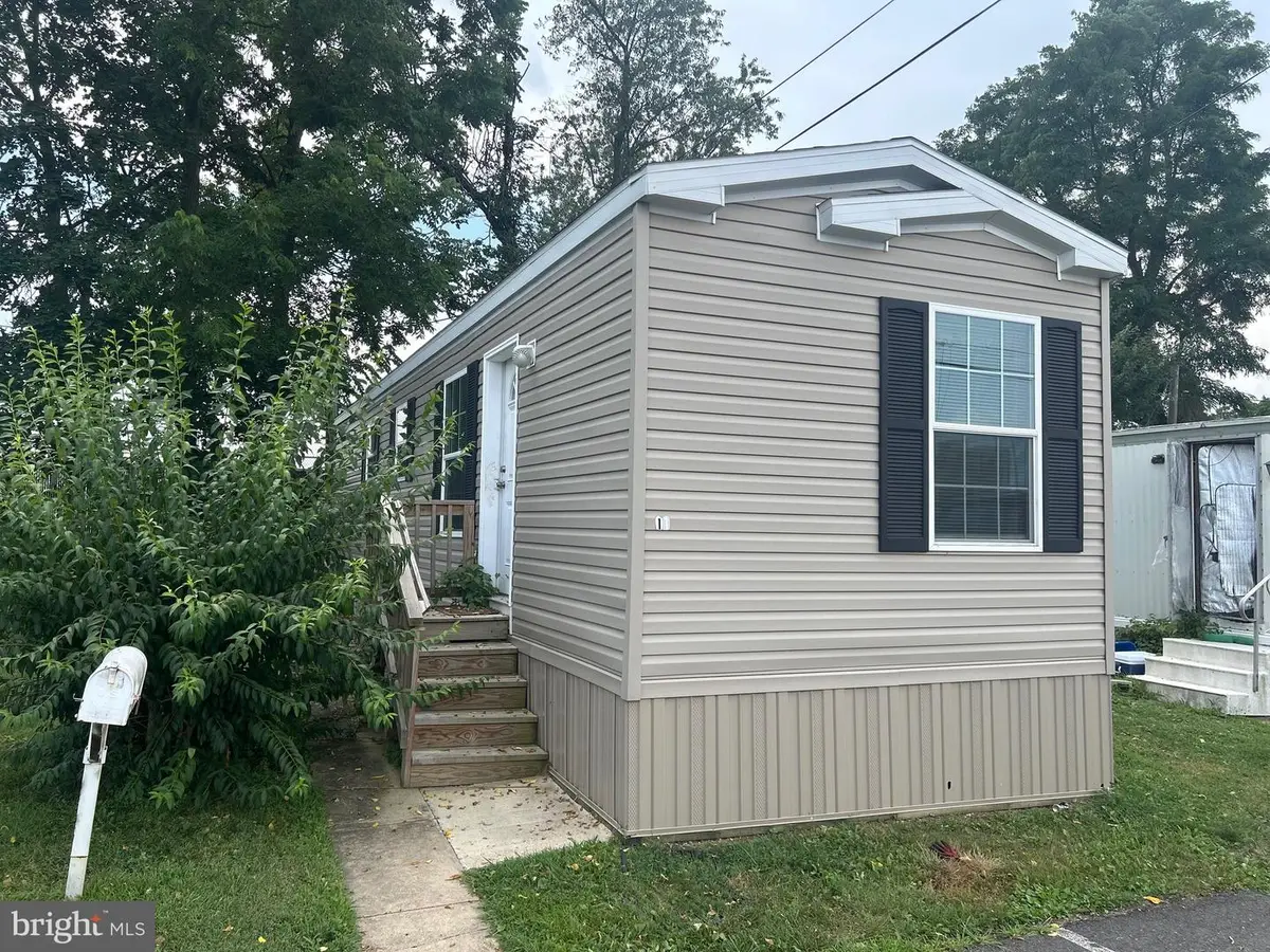 134 Lincoln Hwy #11, Fairless Hills, PA 19030 - #1