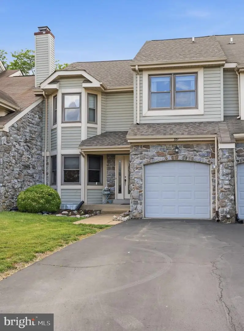 331 Basswood Cir, Feasterville Trevose, PA 19053 - #2