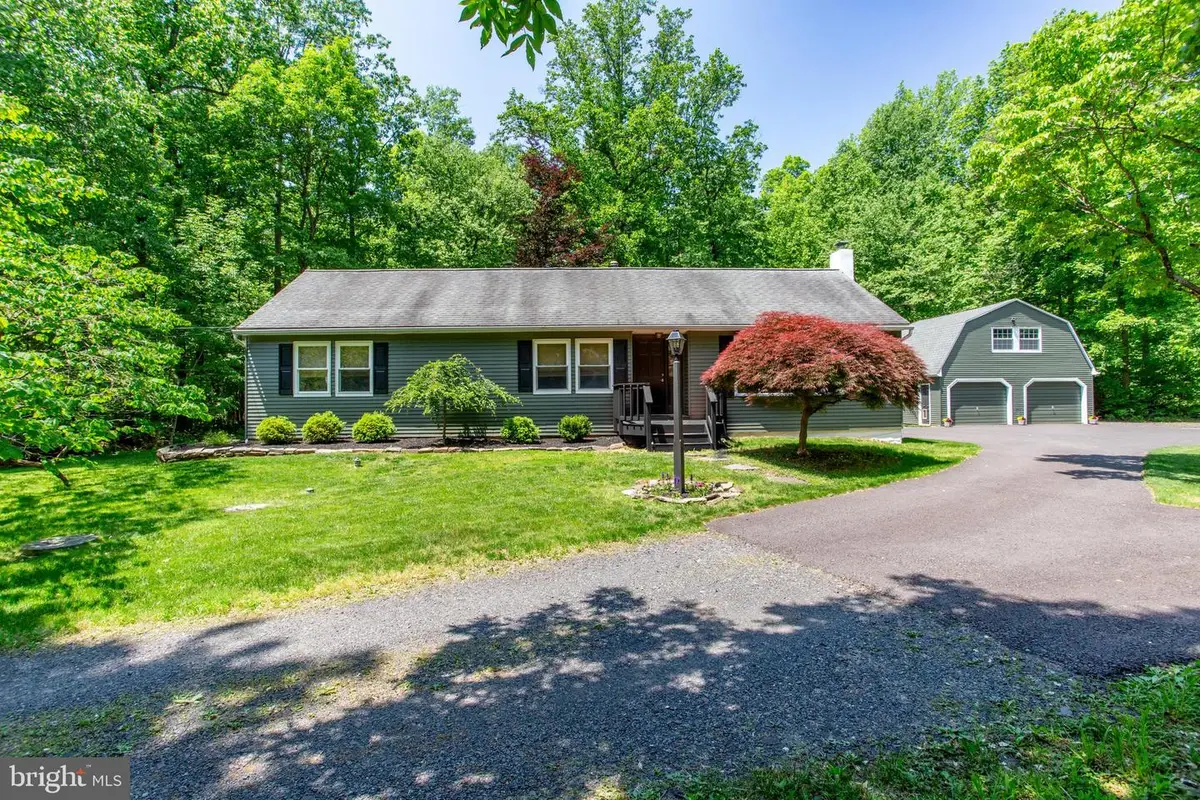 305 Tower Rd, Sellersville, PA 18960 - #1
