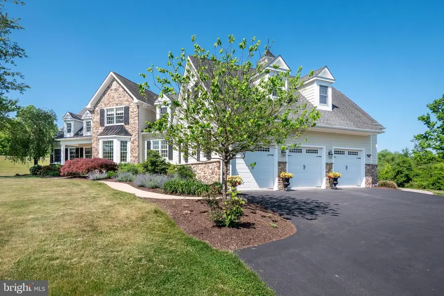 1910 Tulpe Way, Riegelsville, PA 18077 - #3
