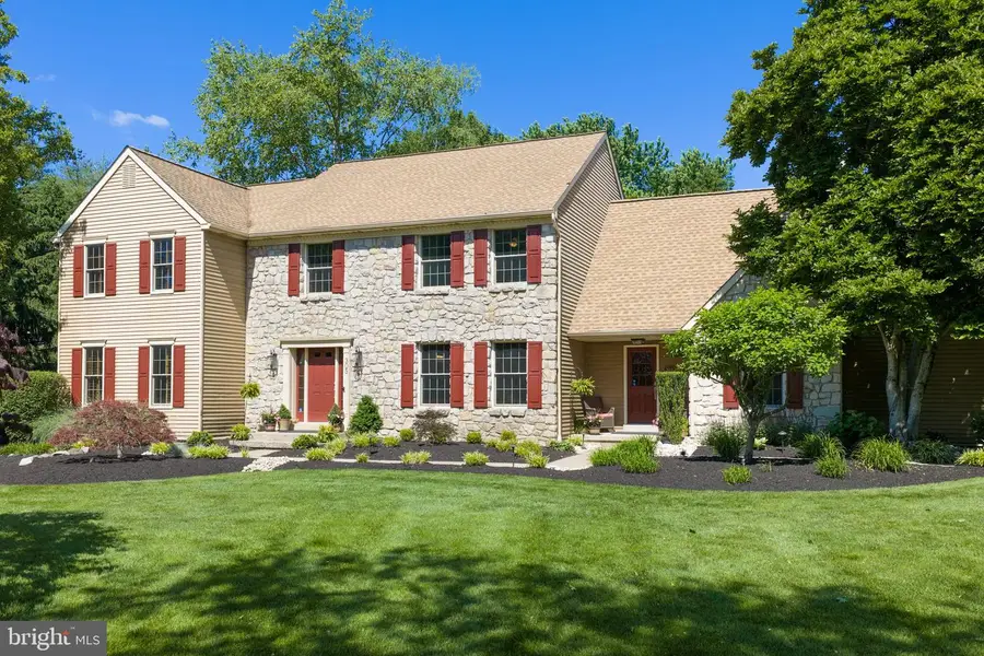 305 Cottonwood Dr, Langhorne, PA 19047 - #2