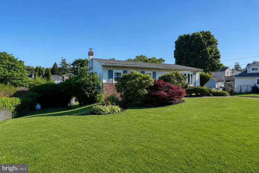 1241 Haines Ave, Feasterville Trevose, PA 19053 - #2