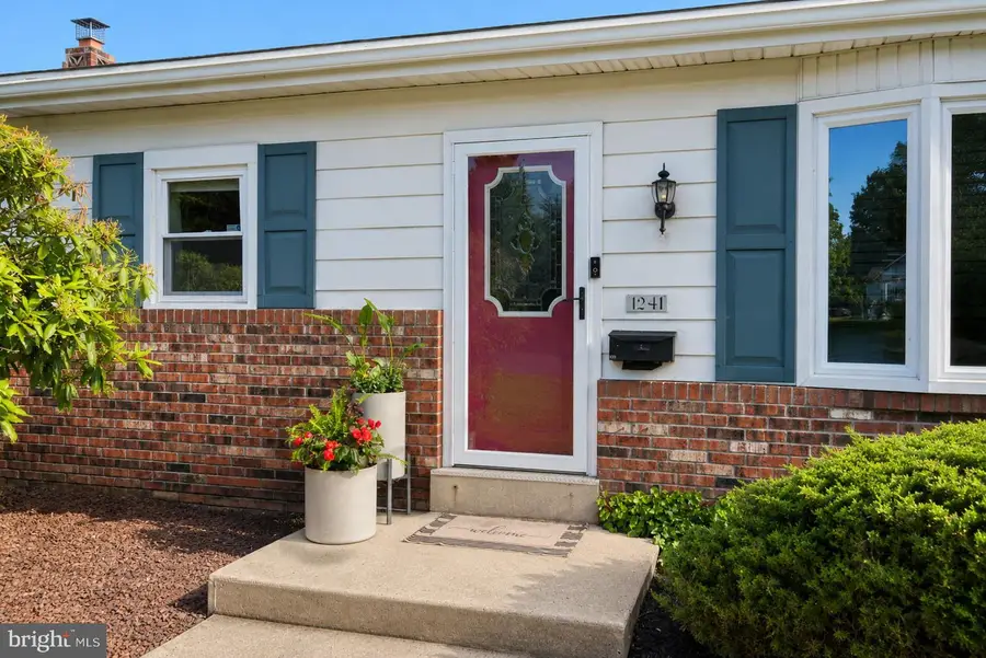 1241 Haines Ave, Feasterville Trevose, PA 19053 - #3