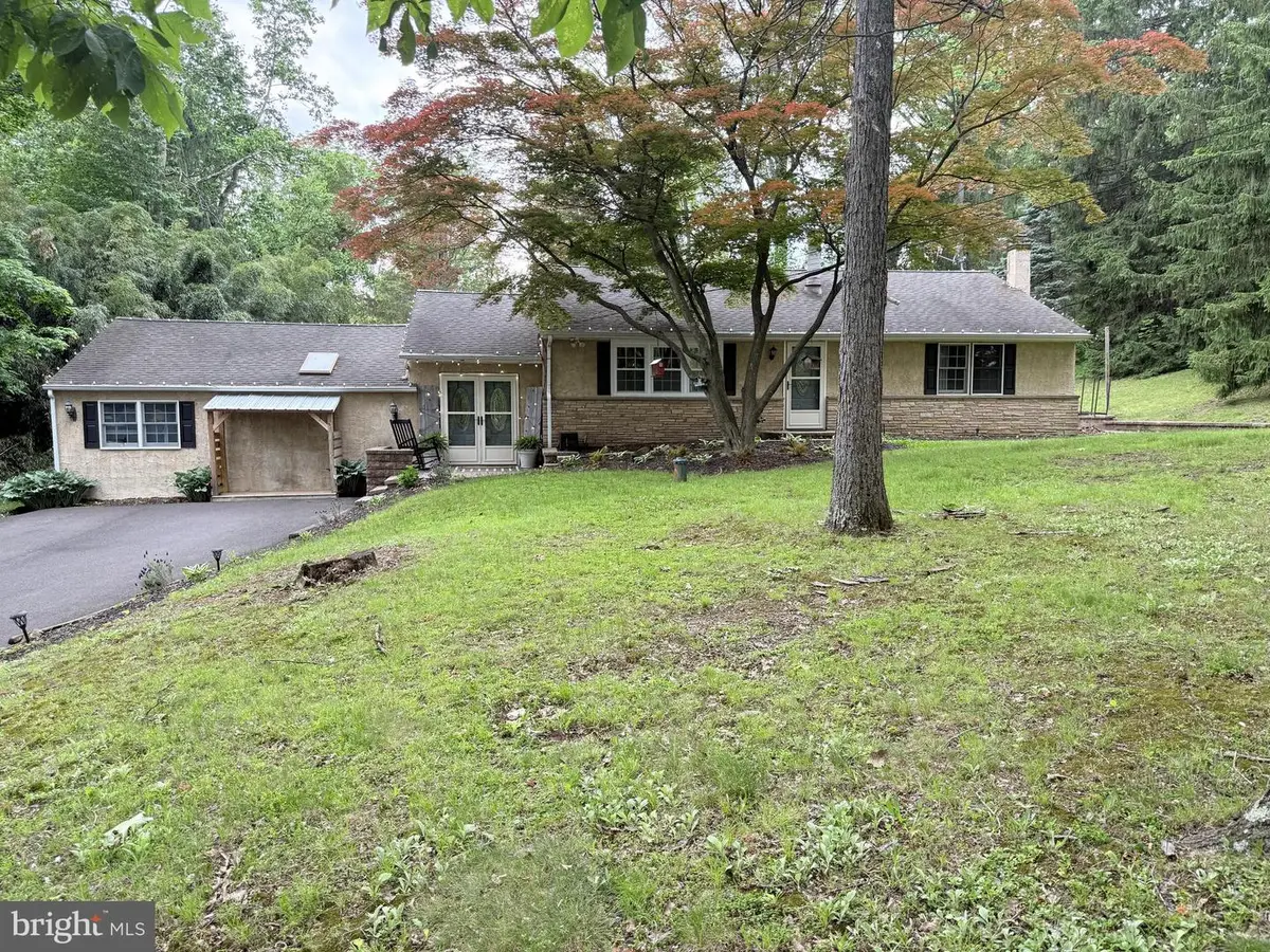 216 Upper Stump Rd, Chalfont, PA 18914 - #1