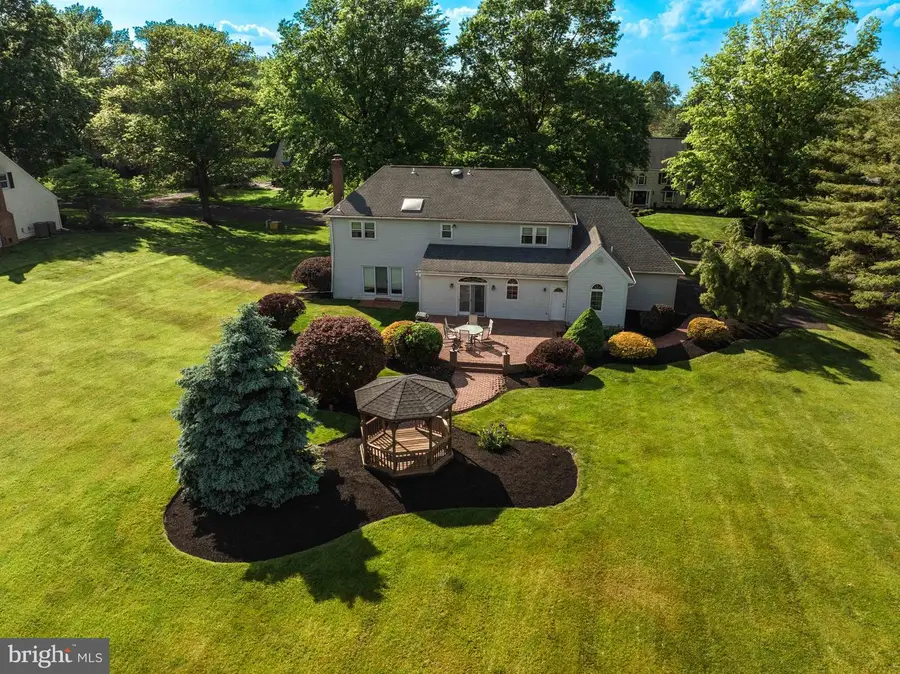 75 Eisenhard Dr, Ivyland, PA 18974 - #2