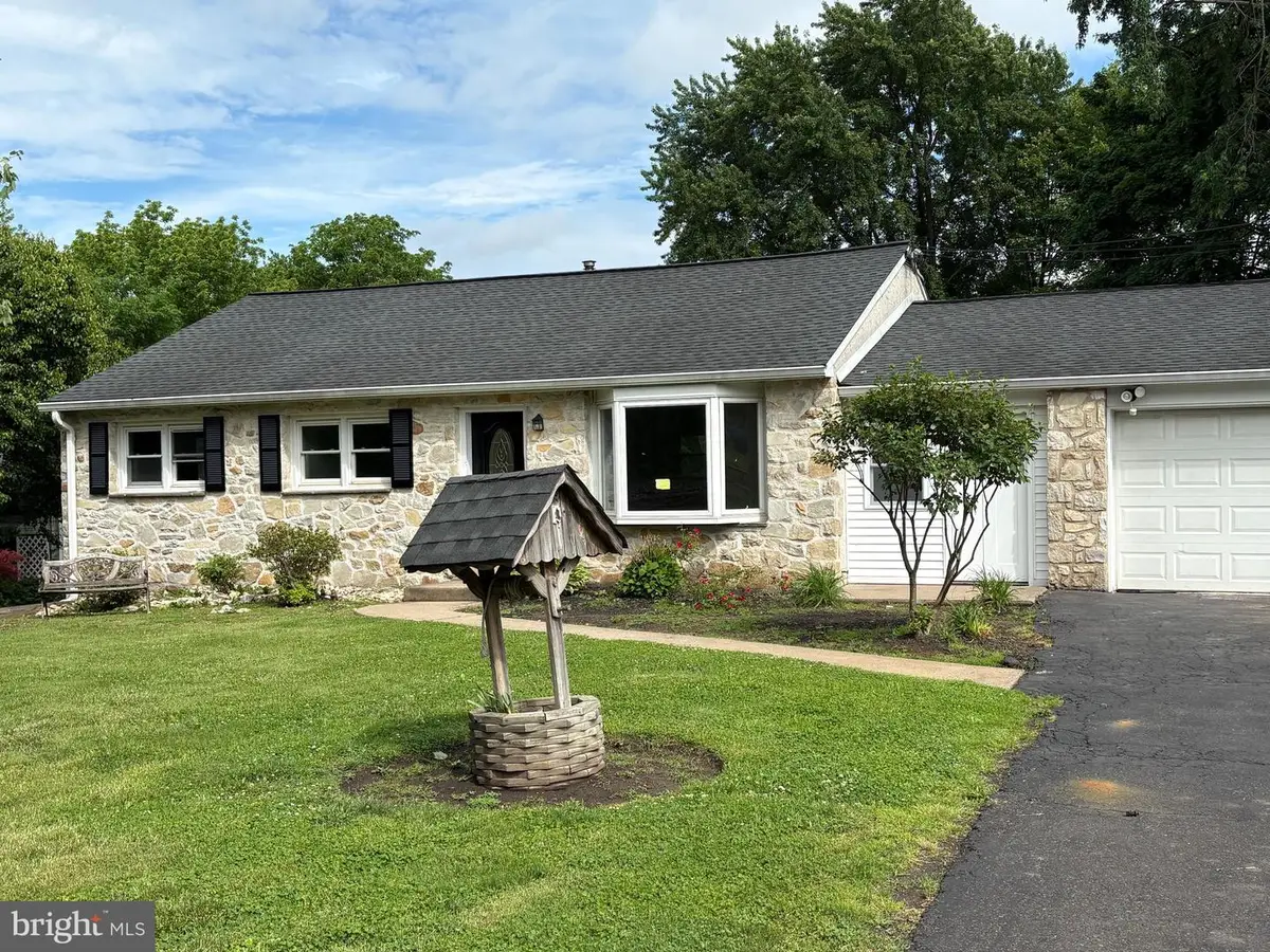 1217 Greeley Ave, Warminster, PA 18974 - #1