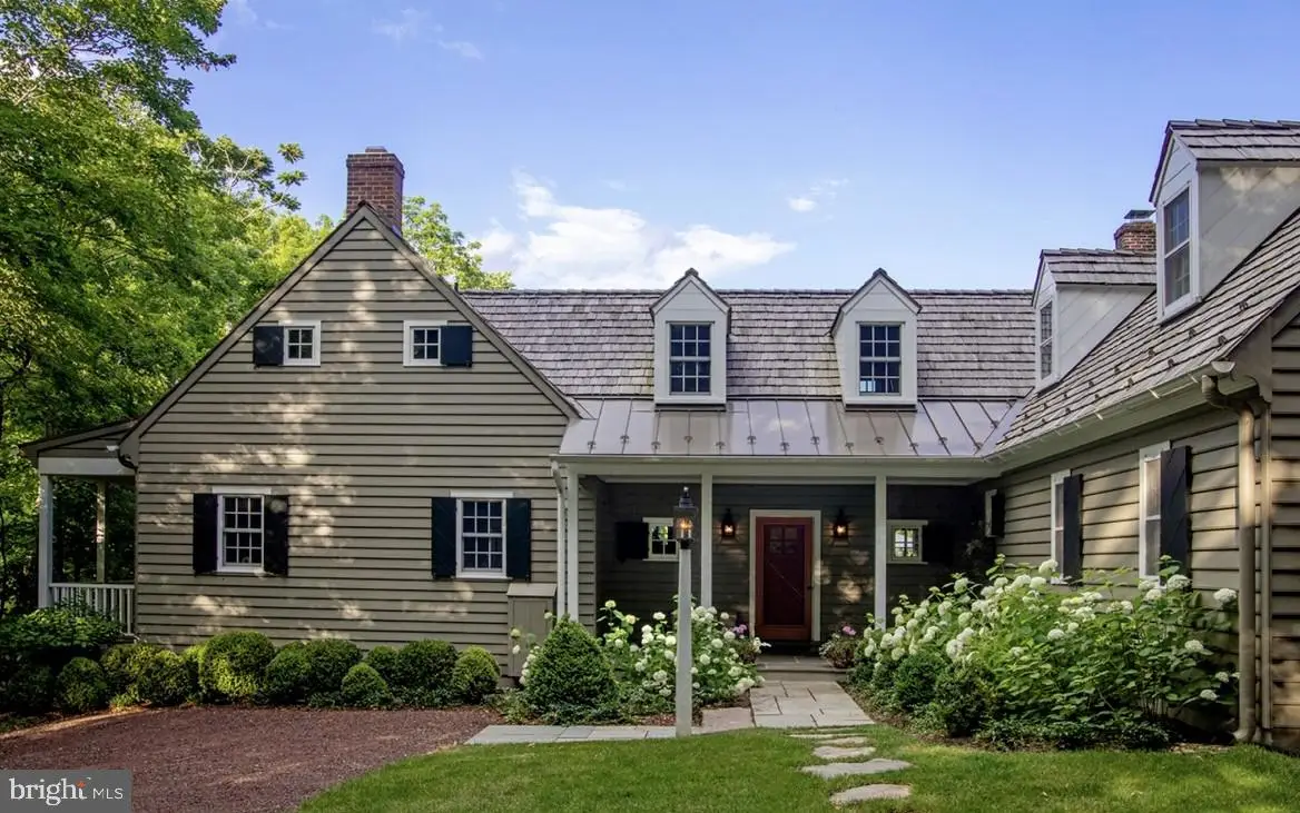 6170 Stovers Mill Rd, Carversville, PA 18913 - #1