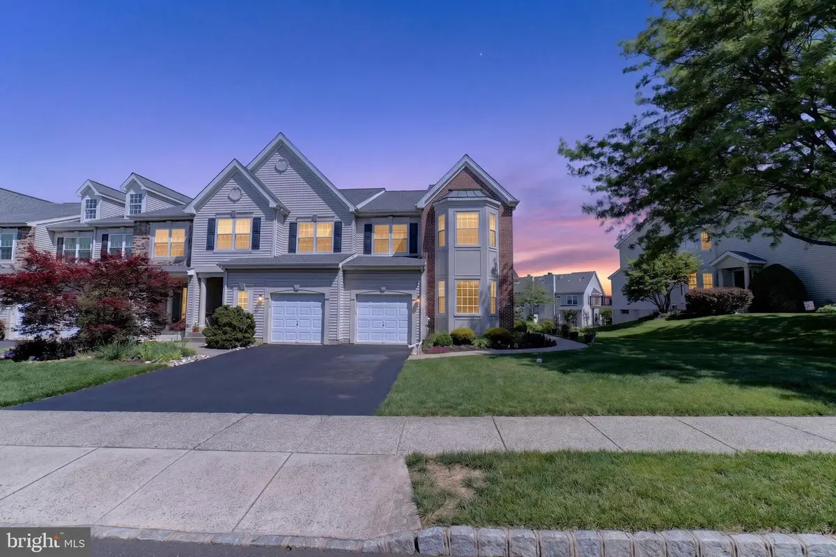 106 Julian Dr E, Warwick, PA 18974 - #1
