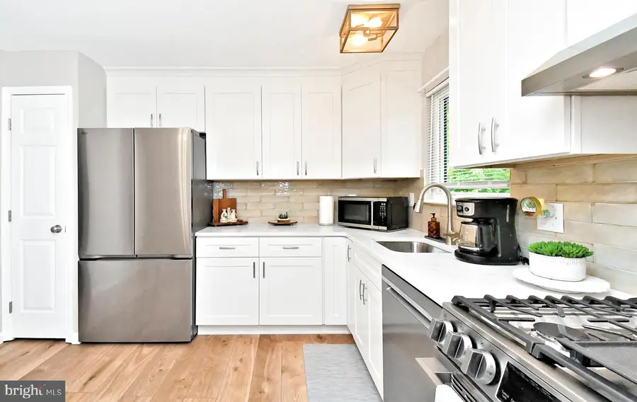 528 Cedarbrook Rd, Southampton, PA 18966 - #3
