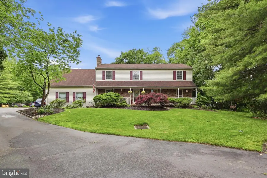 1424 S Oak Rd, Feasterville Trevose, PA 19053 - #2