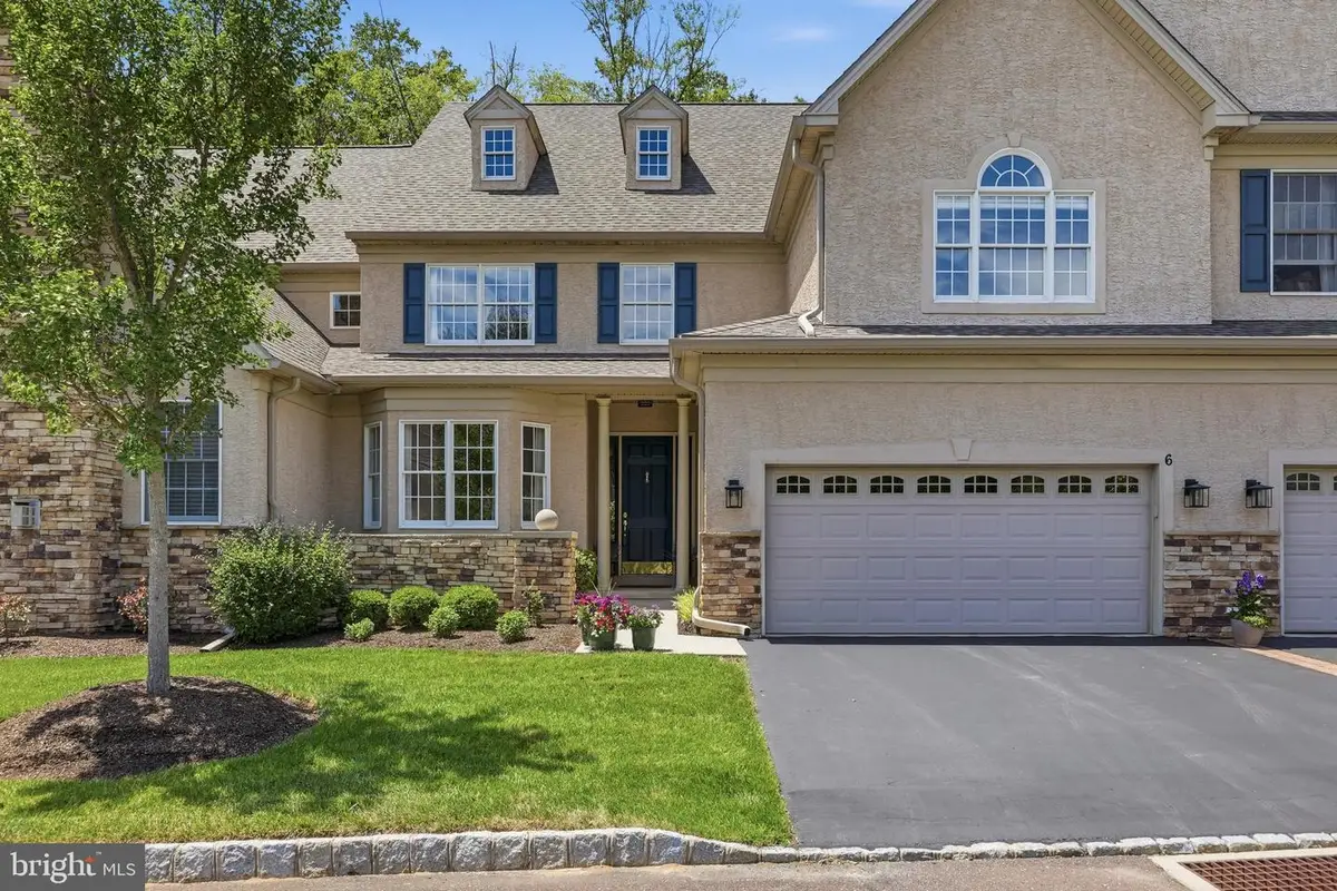 6 Morgan Hill Dr, Doylestown, PA 18901 - #1